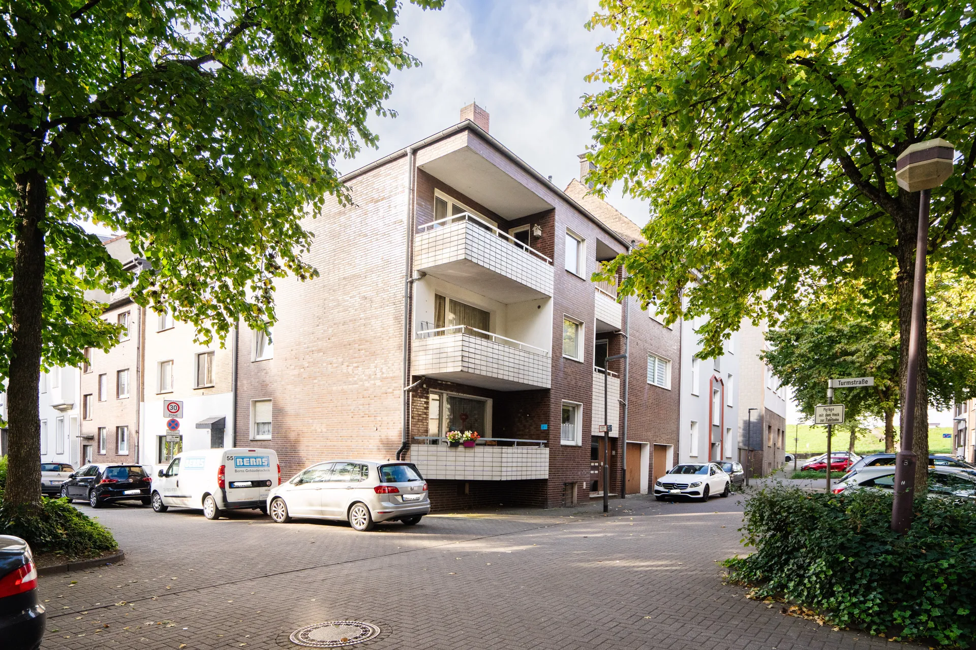 Verkauf, Werthstr - Hausansicht